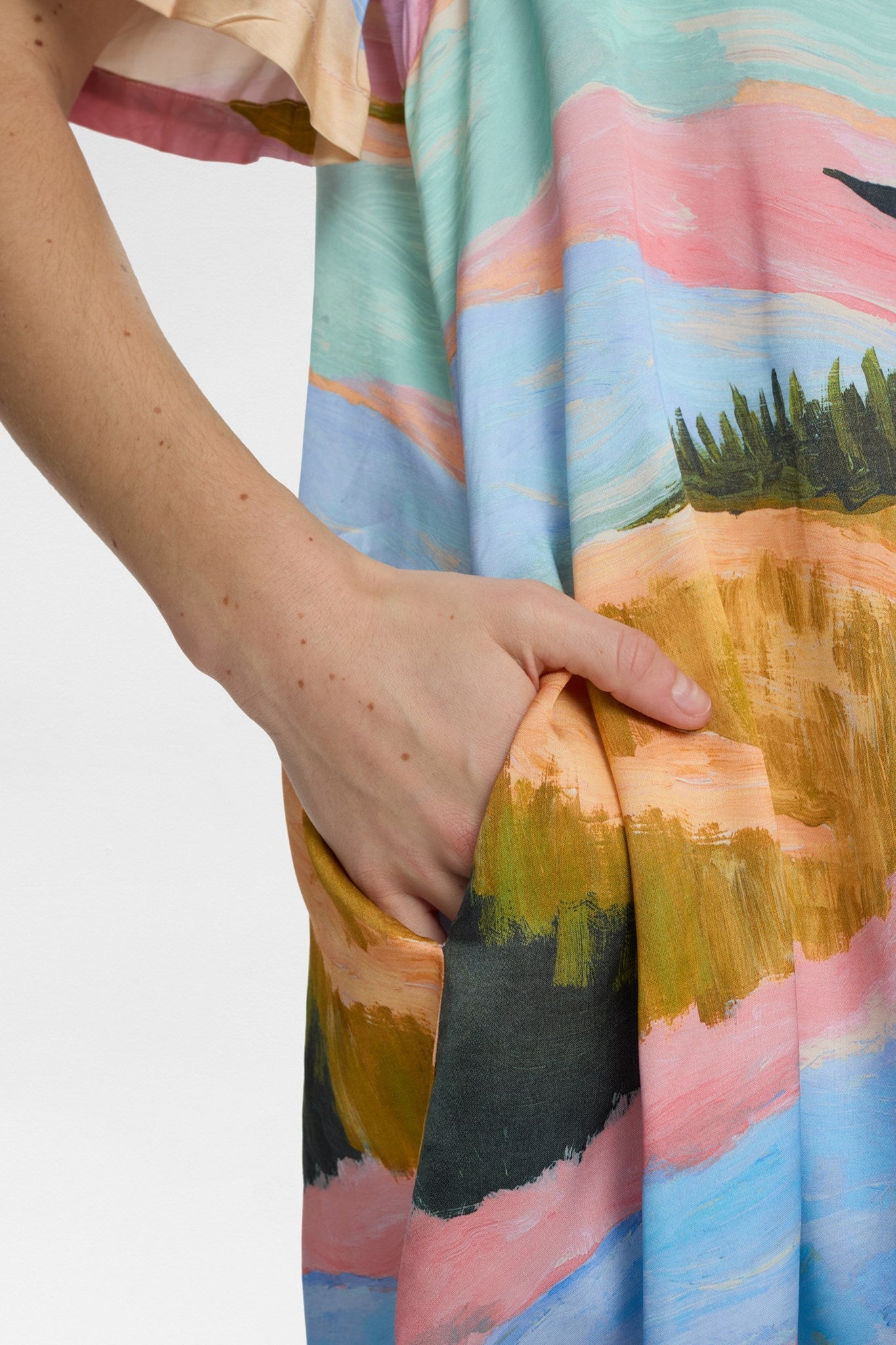 NUMEADOW V-NECK DRESS